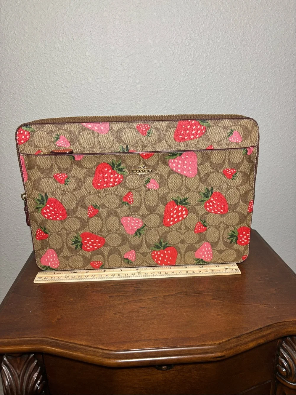 Coach Strawberry Canvas Zip Laptop Sleeve Portfolio Case 13” Style CH833